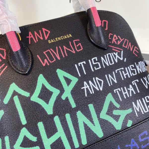 Ba*len*cia*ga ville top handle s