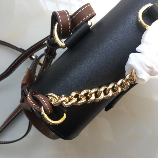 G*u*i backpack style 498194