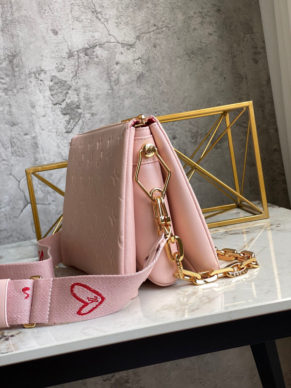 l0*is V*t0n limited edition -coussin pm