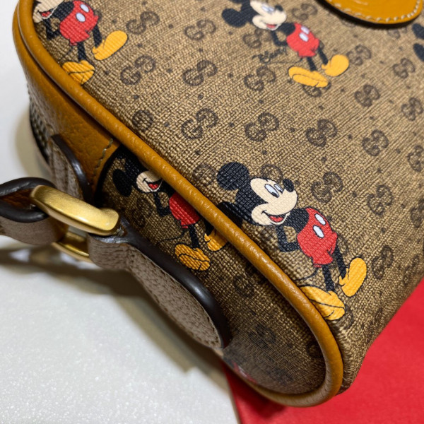 disney x G*u*i gg shoulder bag