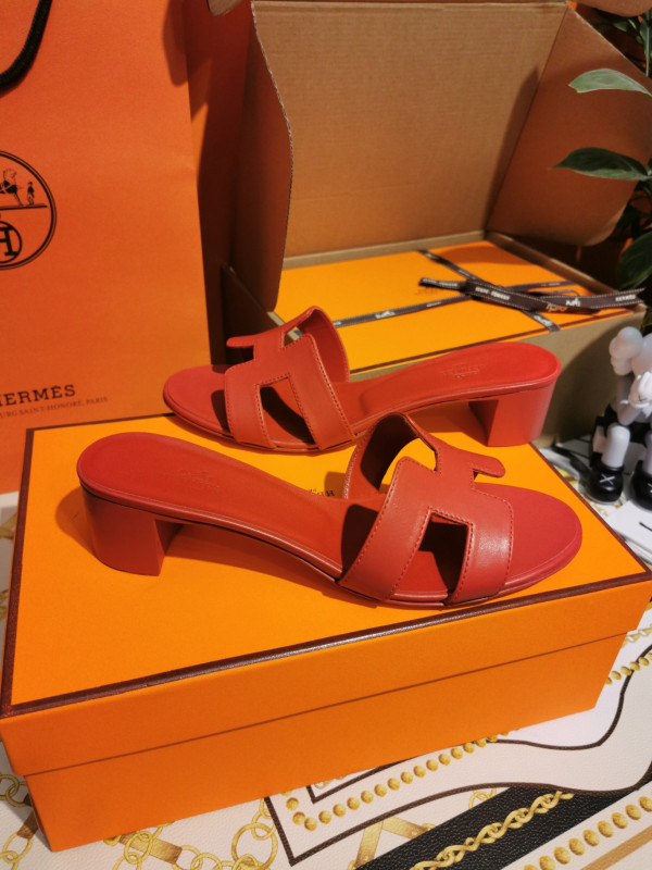 H**mes oasis sandal