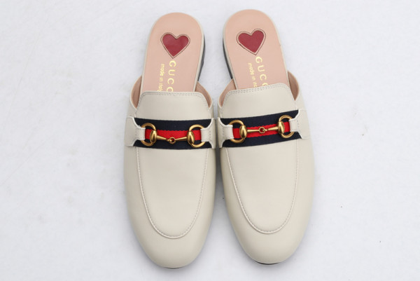 G*u*i princetown leather slipper