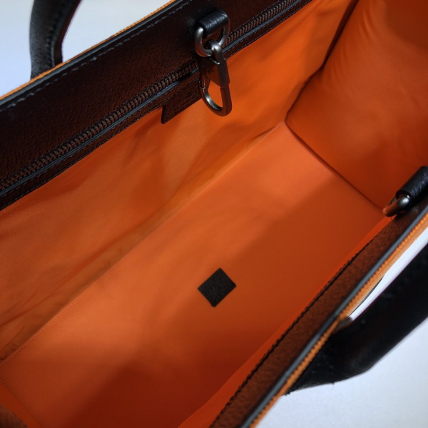 G*u*i off the grid tote bag