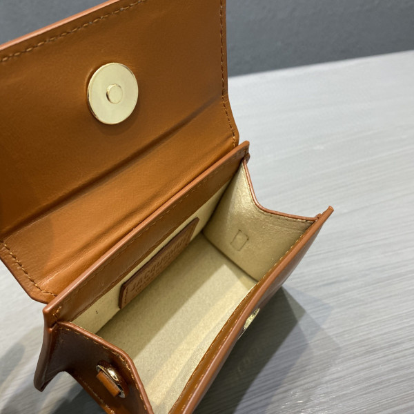 JACQUEMUS Le Chiquito Mini Bag