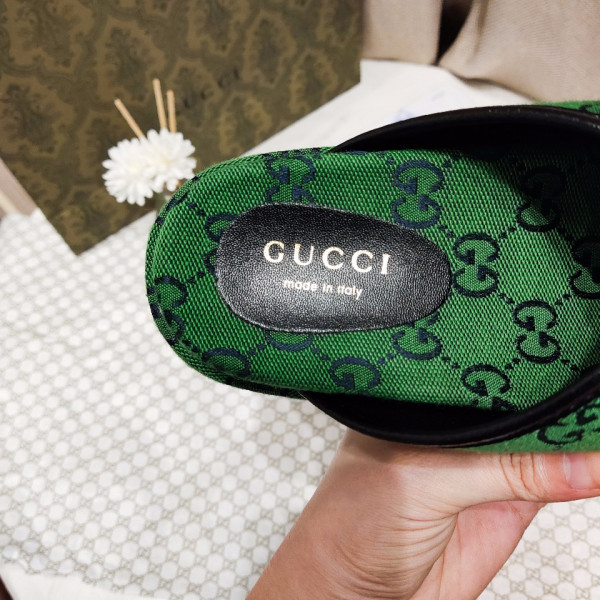 G*u*i gg multicolor platform sandal