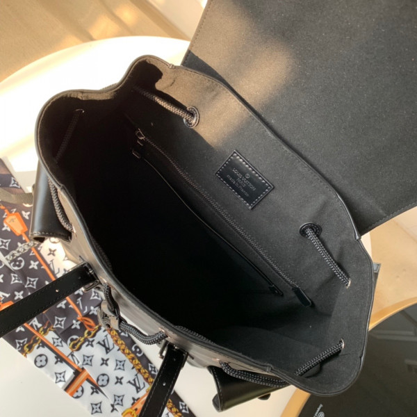 l0*is V*t0n christopher pm