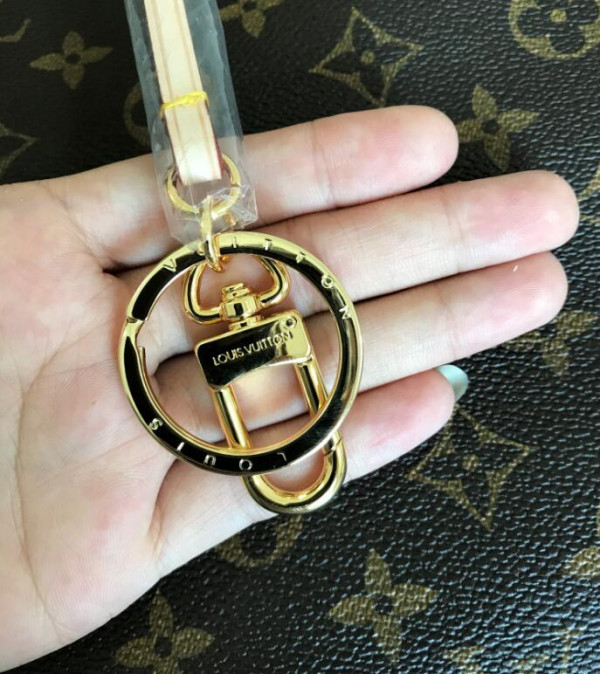 l0*is V*t0n artsy bag mm