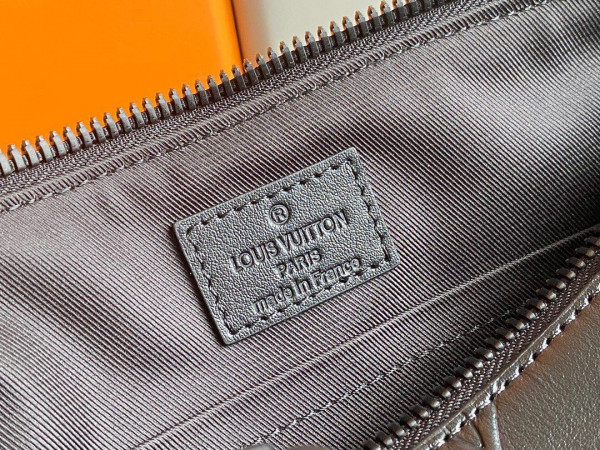 l0*is V*t0n city keepall