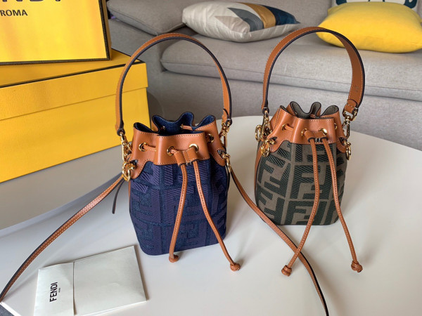 F**di mon tresor-12*18*10cm