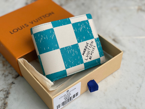 l0*is V*t0n multiple wallet