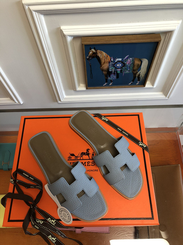 H**mes sandal