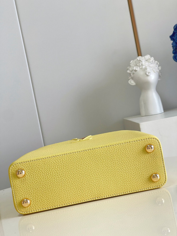 l0*is V*t0n capucines bb