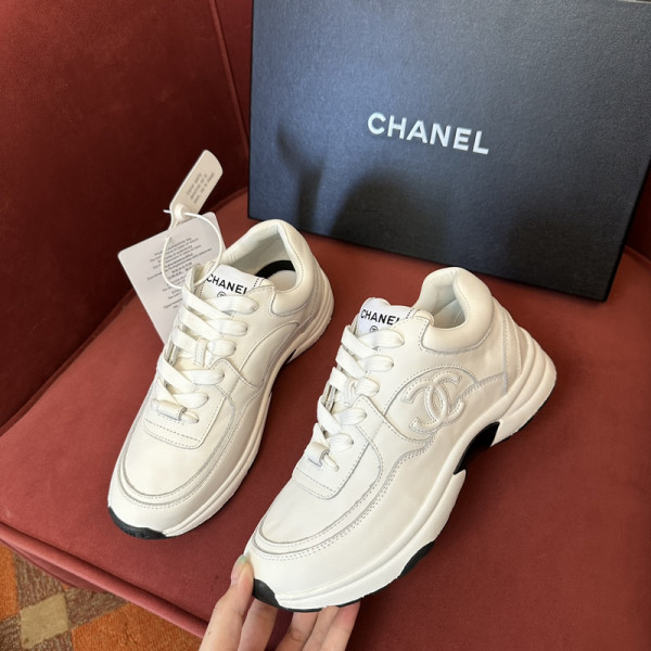 CL WOMEN SNEAKER