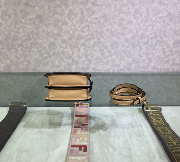 F**di nano peekaboo maxi handle