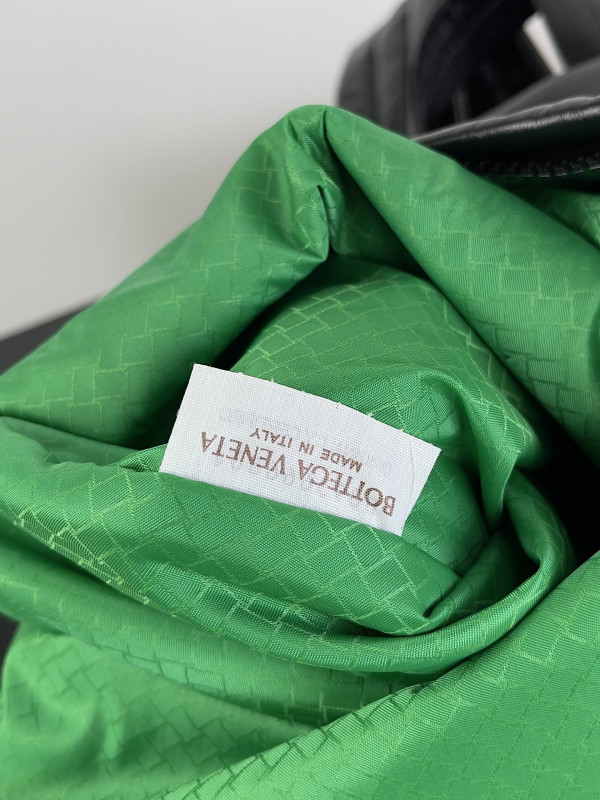 bo*te*ga Ve*ne*ta  backpack