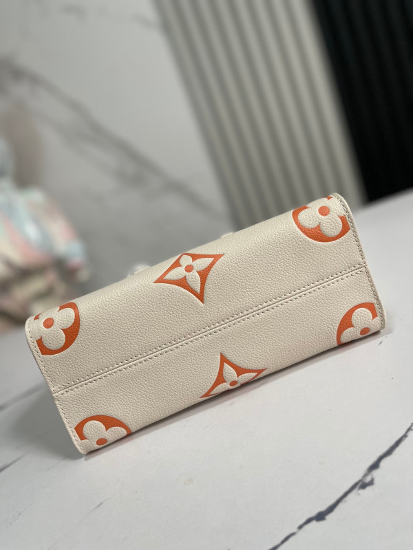 l0*is V*t0n onthego pm