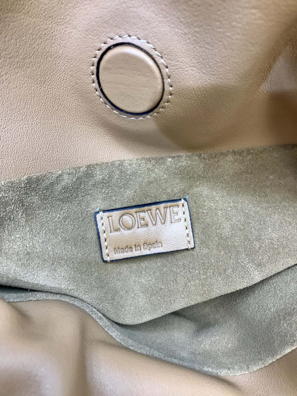 Lowee Flamenco clutch