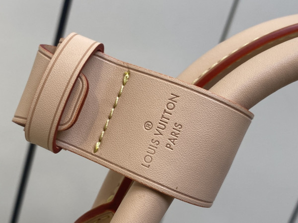 l0*is V*t0n keepall bandouliÈre 50
