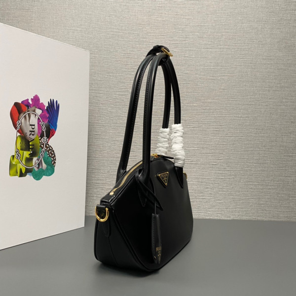 Pra*a leather handbag-31x16x11cm