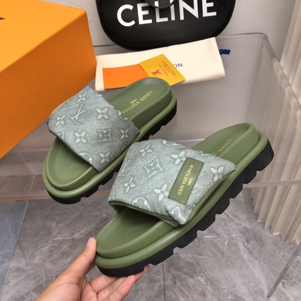 l0*is V*t0n pool pillow comfort mule