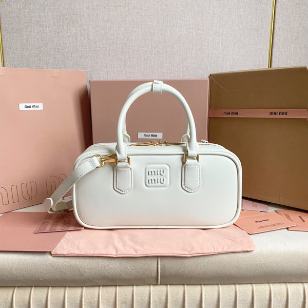 M*um*u arcadie leather bag-27x12x9cm