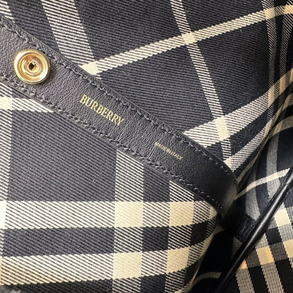 B**rry small check shoulder bag