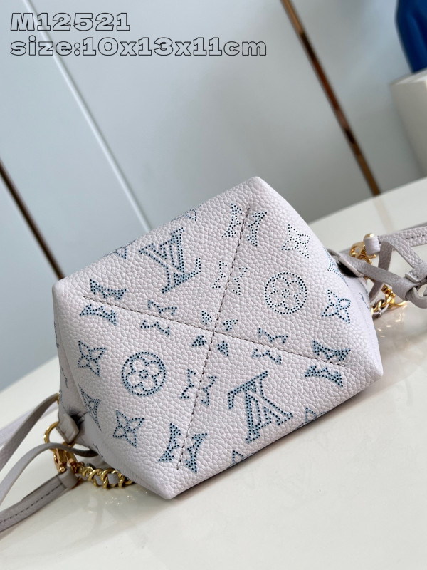 l0*is V*t0n pico bella