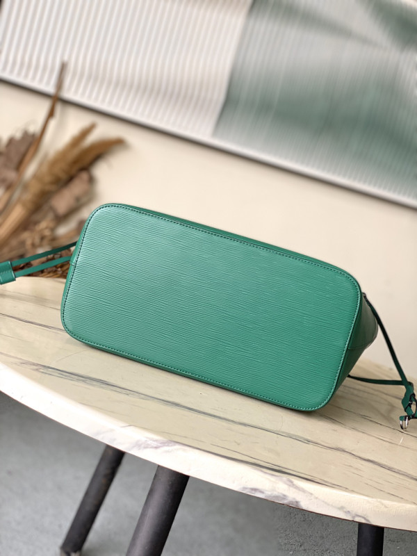 l0*is V*t0n neverfull mm-31*28*14cm