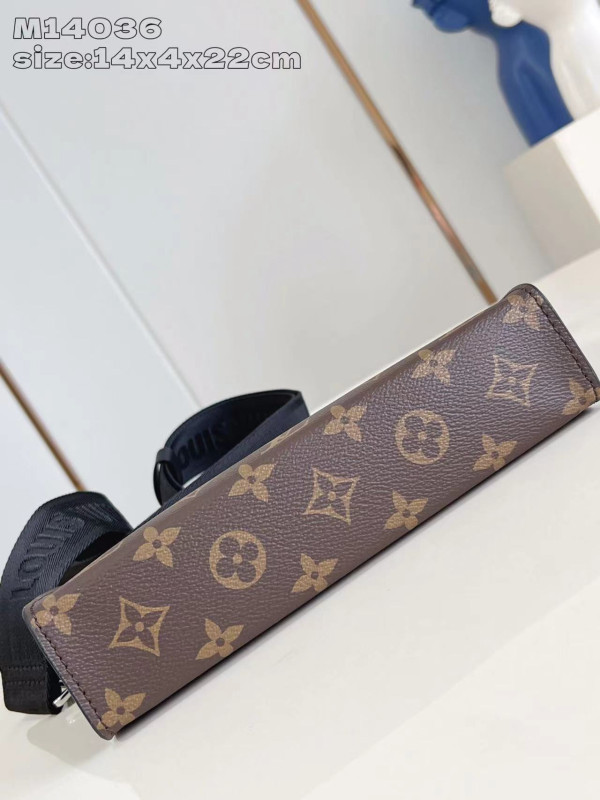 l0*is V*t0n gaston wearable wallet-22*14.5*4.5cm