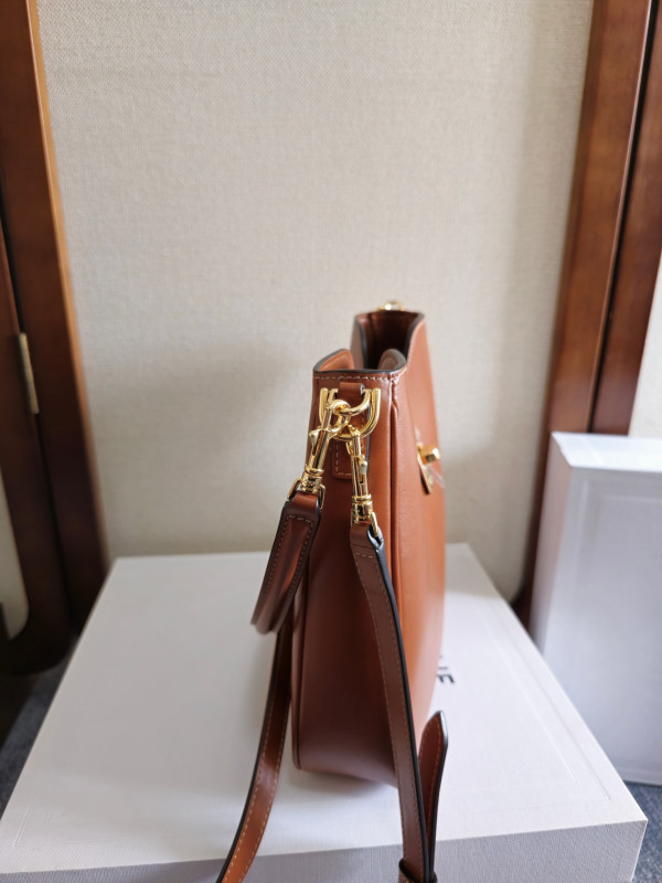 CELIN* SMALL CAMILLE 16 SOFT BAG