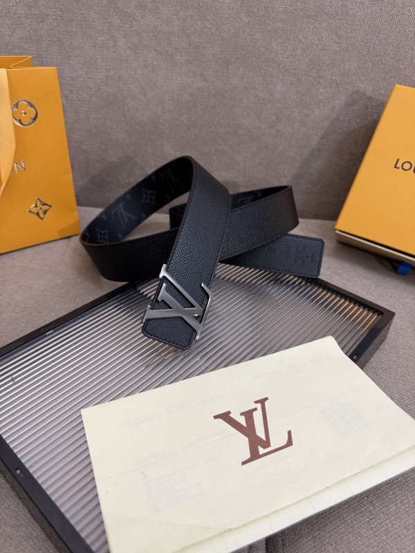 l0*is V*t0n men belt