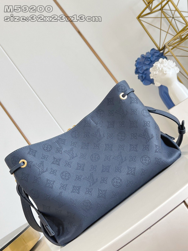 l0*is V*t0n bella tote