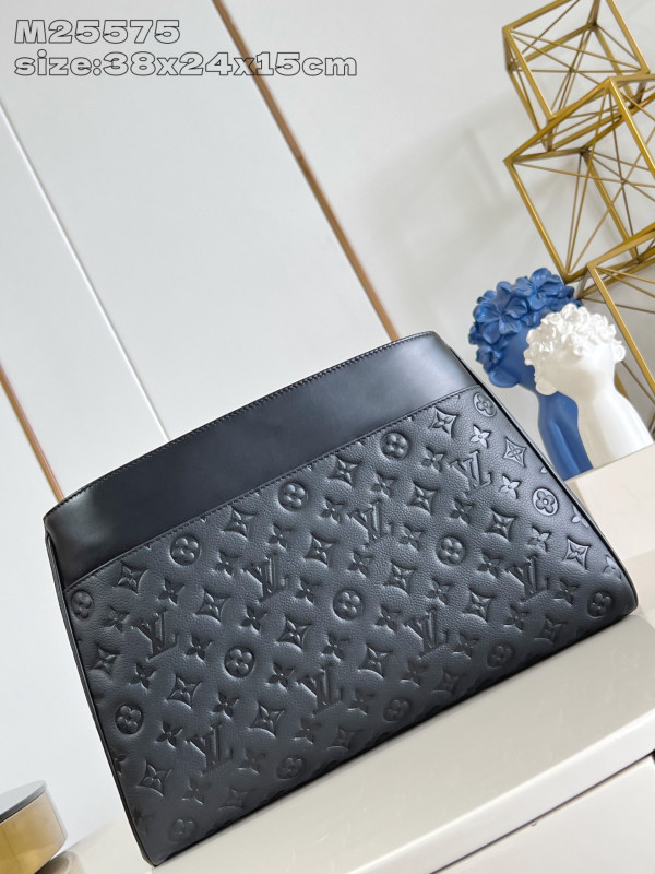 l0*is V*t0n avenue mm