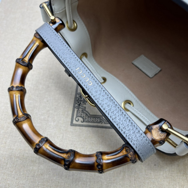 G*u*i diana small bucket bag